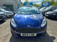 Begagnad Ford Fiesta Zetec 2014 Blå Halvkombi
