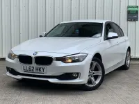 Used BMW 318 Comfort Edition 2012 White Sedan