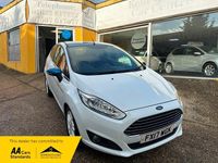 Used Ford Fiesta Zetec 82 HP (60 kW) 2017 White Hatchback