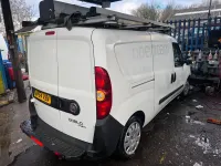 Used Fiat Doblò 105 HP (77 kW) 2014 White MPV