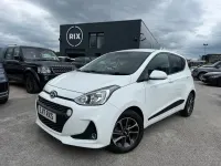 Used Hyundai i10 Premium 67 HP (49 kW) 2017 White Hatchback