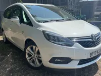Used Vauxhall Zafira SRi 140 HP (102 kW) 2017 White MPV