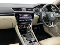 Used Skoda Superb 190 HP (139 kW) 2017 Blue Estate