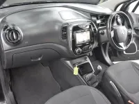 Used Renault Captur Dynamique 90 HP (66 kW) 2014 Black/cream SUV