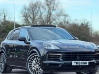 Used Porsche Cayenne 440 HP (323 kW) 2018 SUV