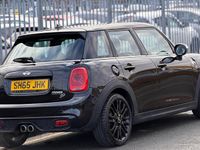 Usado Mini Cooper S Hatch 170 HP (125 kW) 2015 Preto Citadino