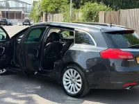 Second-hand Vauxhall Insignia Elite 160 CP (117 kW) 2010 Negru Break