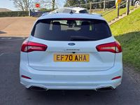 Używany Ford Focus Vignale 120 KM (88 kW) 2020 Biały Kombi