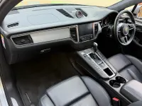 Used Porsche Macan Turbo 400 HP (294 kW) 2016 Silver SUV