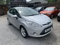 Used Ford Fiesta Zetec 94 HP (69 kW) 2012 Silver Hatchback