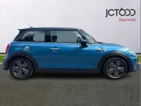 Used Mini Cooper S Classic 176 HP (129 kW) 2021 Blue Hatchback