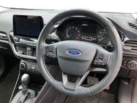 Usado Ford Fiesta Zetec 101 HP (74 kW) 2019 Vermelho Citadino