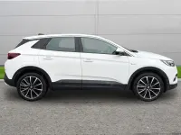 Used Vauxhall Grandland X Elite 128 HP (94 kW) 2022 White SUV