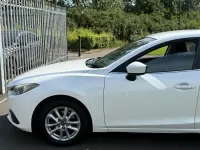 Used Mazda 3 150 HP (110 kW) 2014 White Hatchback