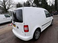 Begagnad VW Caddy Trendline 102 HK (75 kW) 2014 Vit Minibuss