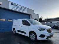 Used Vauxhall Combo Sportive 100 HP (73 kW) 2020 White MPV