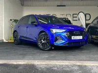 Usado Audi e-tron Black Edition 300 kW (408 CV) 2023 Azul SUV