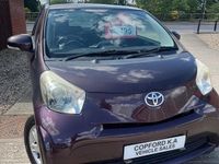 Used Toyota iQ 68 HP (50 kW) 2009 Purple Hatchback