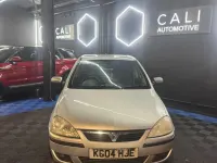Used Vauxhall Corsa 79 HP (58 kW) 2004 Silver Hatchback
