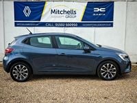 Used Renault Clio V Iconic 140 HP (102 kW) 2022 Titanium grey  Hatchback