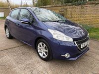 Used Peugeot 208 Active 82 HP (60 kW) 2014 Blue Hatchback