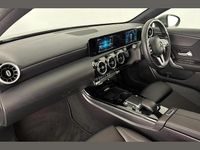 Begagnad Mercedes A200 150 HK (110 kW) 2021 Grå Halvkombi