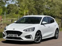 Used Ford Focus ST-Line 2019 White Hatchback