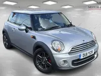 Usado Mini Cooper D Hatch 2011 Prateado Citadino
