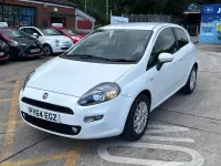 Używany Fiat Punto Easy 77 KM (56 kW) 2014 Biały Hatchback