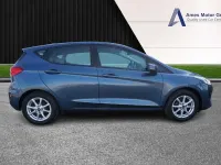 Used Ford Fiesta Zetec 100 HP (73 kW) 2019 Blue Hatchback