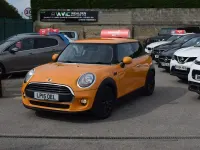 Used Mini ONE Hatch 102 HP (75 kW) 2015 Orange Hatchback
