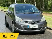 Used Toyota Yaris 99 HP (72 kW) 2012 Grey Hatchback