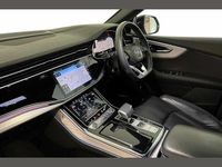 Used Audi Q8 Advanced 281 HP (206 kW) 2024 Black SUV