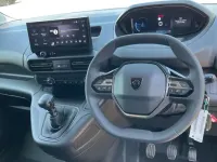 Nouă Peugeot Partner S 101 CP (74 kW) 2026 Albastru Monovolum