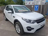 Used Land Rover Discovery Sport SE 180 HP (132 kW) 2017 White SUV