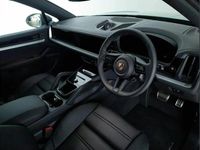 Begagnad Porsche Cayenne S E-Hybrid 512 HK (376 kW) 2025 Grå SUV