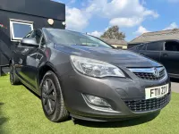 Second-hand Vauxhall Astra 2011 Gri Hatchback