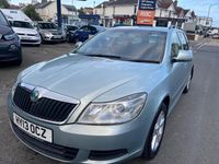 Usado Skoda Octavia SE 2013 Verde Familiar