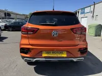 Used MG ZS 2024 Orange SUV