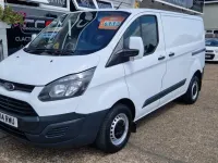 Usado Ford Transit Custom 100 HP (73 kW) 2014 Branco Van