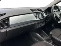 Used Skoda Fabia Colour Edition 58 HP (42 kW) 2020 Candy white black magic pearl effect Hatchback