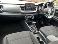 Used Kia Stonic 100 HP (73 kW) 2021 Black SUV