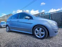 Used Mercedes B200 SE 2007 Blue MPV