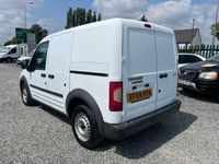 Used Ford Transit Connect 75 HP (55 kW) 2010 White MPV
