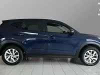 Used Hyundai Tucson SE 132 HP (97 kW) 2019 Blue SUV