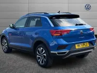 Usado VW T-Roc Active 110 HP (80 kW) 2021 Azul SUV