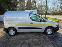 Used Peugeot Partner 98 HP (72 kW) 2019 Silver MPV