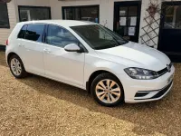 Used VW Golf VII SE 115 HP (84 kW) 2017 White Hatchback