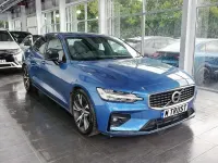 Used Volvo S60 R-Design 250 HP (183 kW) 2020 Blue Sedan