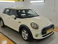 Usado Mini ONE Hatch 102 CV (75 kW) 2017 Blanco Utilitario